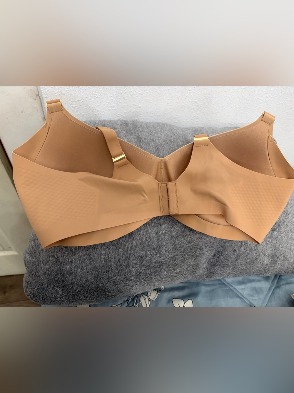 Honeylove bundle Nude/Beige Smooth Padded Strapless Bra size 40D - Picture 6 of 6